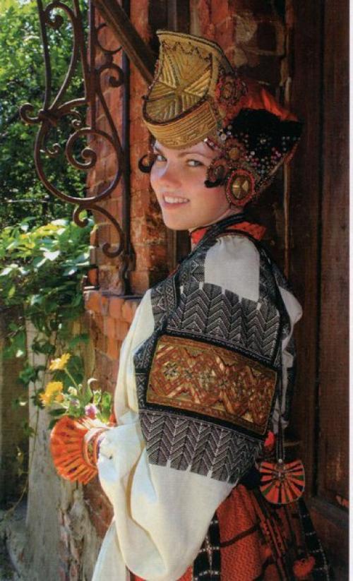 Сорока головной убор. Женский головной убор - сорока