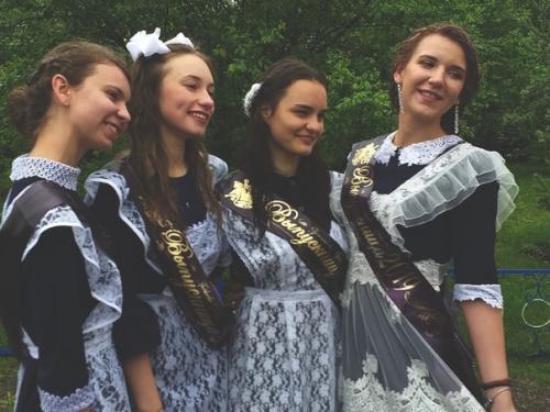 Наш последний звонок. 02 Наш последний звонок. 02