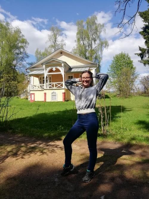 Тютчева.   На экскурсии я впервые услышала, что лев Николаевич толстой делал предложение дочери Федора Ивановича Тютчева, кити. 01