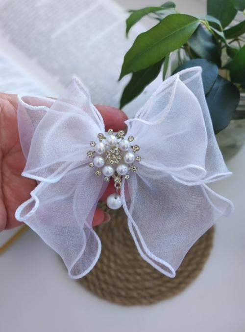 Пора выпускных в школе и дет начинается. 05