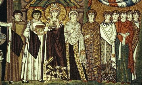 Греки. Поскольку Византия считалась наследницей римской империи, то и прически ее жителей были очень похожи на римские. 02