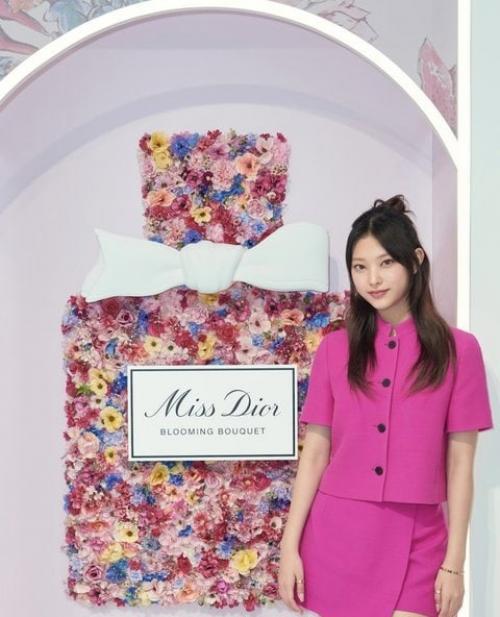 Pann серьёзно, что не так с Newjeans …. 01 Pann серьёзно, что не так с Newjeans …. 01