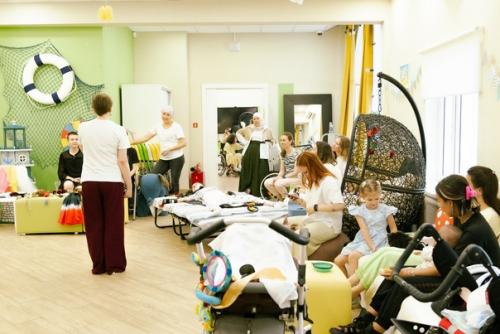 5 июня в дневном центре Северная Бухта прошёл день красоты и заботы о себе. 01