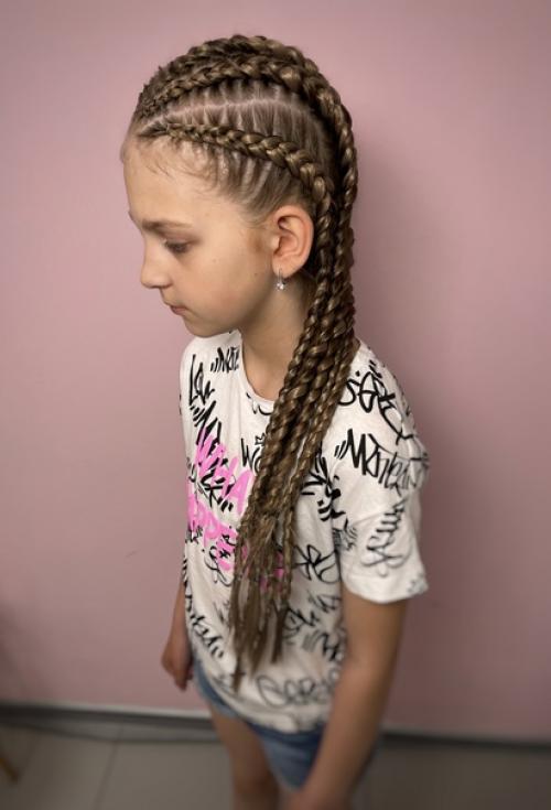 В моем плане по выкладыванию фото, сейчас стоит макияж и прическа, но я не могу остановиться и выкладывать косы. 01