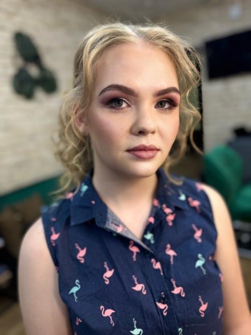 У меня столько всего происходит в профессиональной сфере, что нет возможности делиться но я вот стараюсь. 05