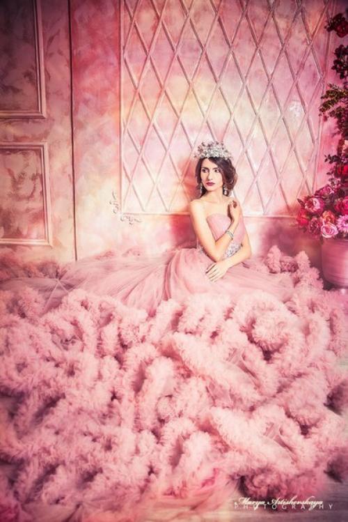 Дорогие девушки, приглашаю вас в качестве прекрасной модели, 28 июля на фотосессию все включено. 02