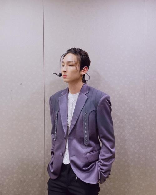 Джухо перезалил фото в инстаграме. 06