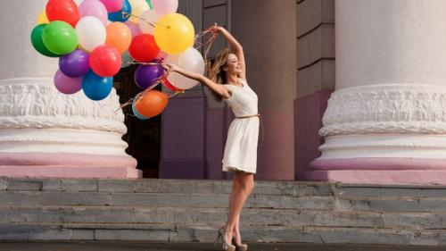 Всем привет, фотограф, опять ищу красивую модель, для воплощения такой вот идеи с шариками! 03