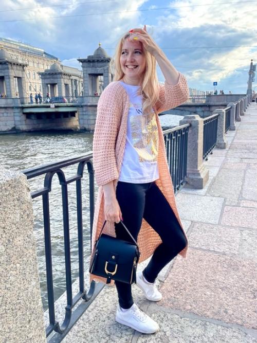 Для того чтоб сделать фото в Санкт-петербурге нужно определиться не только с фоном, но и с направлением ветра. 02