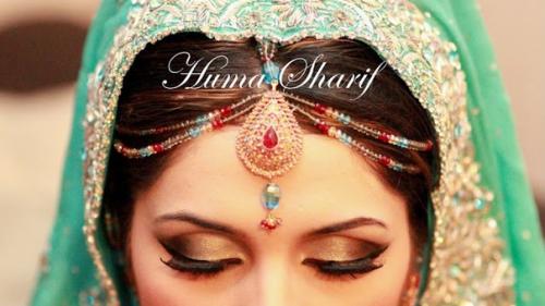 Тика (мангтика, тикка) - индийское украшение, часть которого укладывается на пробор, а широкая, в виде разнообразных подвесок, спускается на лоб. 03 Тика (мангтика, тикка) - индийское украшение, часть которого укладывается на пробор, а широкая, в виде разнообразных подвесок, спускается на лоб. 03