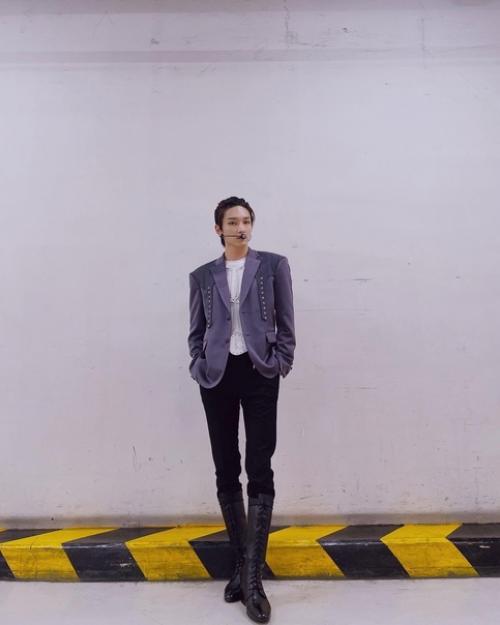 Джухо перезалил фото в инстаграме. 05