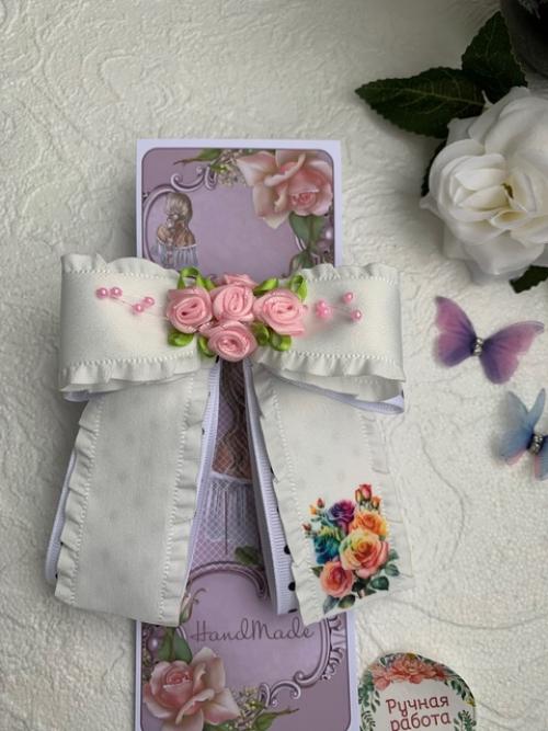 Украшения для волос много тысяч лет назад появились. 01