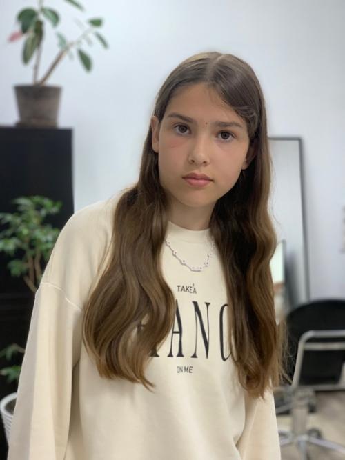 Две сестрички решили внести перемены в свой образ и попрощались с длинными волосами! 03