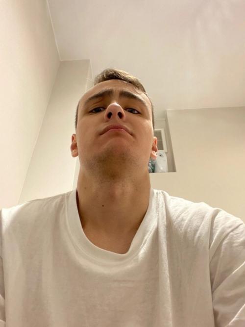 Эти парни, они неплохо одеты, скромно, со вкусом. 04 Эти парни, они неплохо одеты, скромно, со вкусом. 04