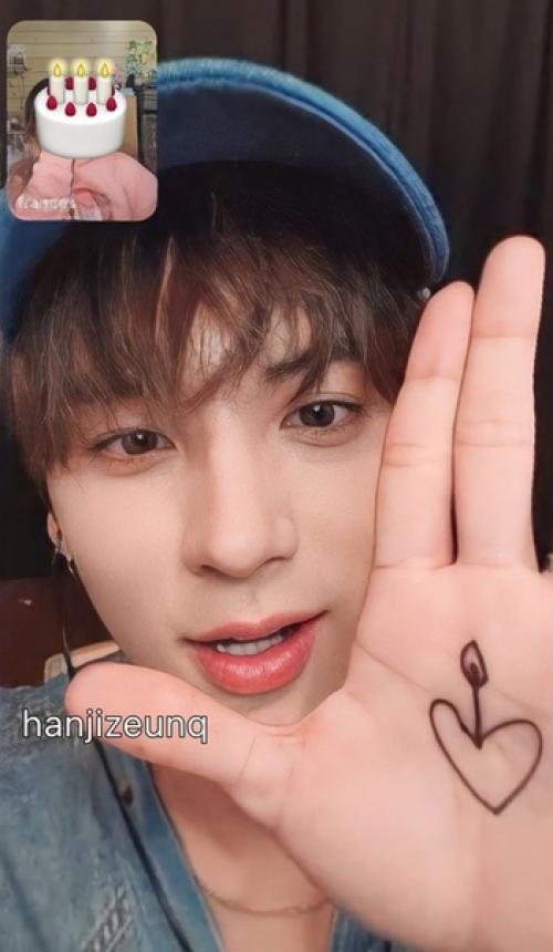 - Эрик рассказал что на следующей неделе выйдет кое что интересное с ним и ещё одним мембером. 02