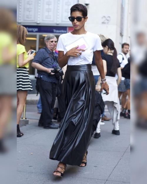 Такой принцессы в саудовской Аравии еще не было: она не скрывает лицо, носит джинсы и короткую стрижку. 01 Такой принцессы в саудовской Аравии еще не было: она не скрывает лицо, носит джинсы и короткую стрижку. 01