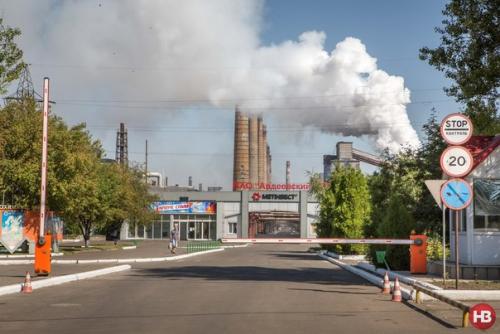 Какой завод в авдеевке. Авдеевский коксохимический комбинат. Коксохим Авдеевка. Горловский коксохимический завод. Завод в Авдеевке.