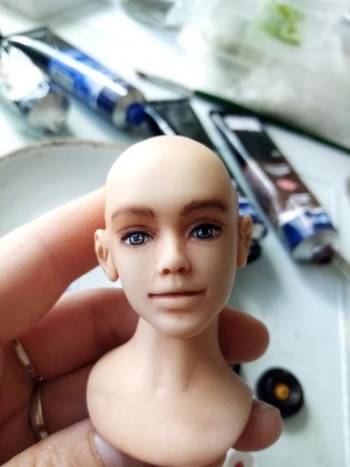 Вроде мальчик.  А вроде не мальчик. 01