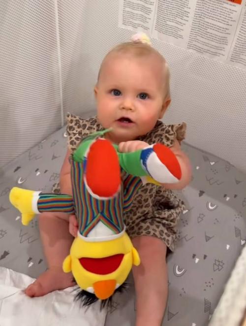 Софья таюрская фотографиями своей семьи поделилась. 03