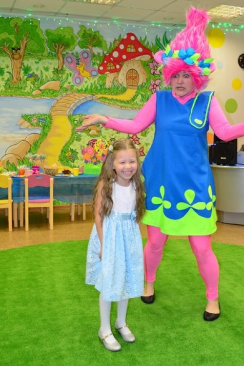 Все!  Тяпа - ляпа на Шубина 2 закрыла свои двери. 01