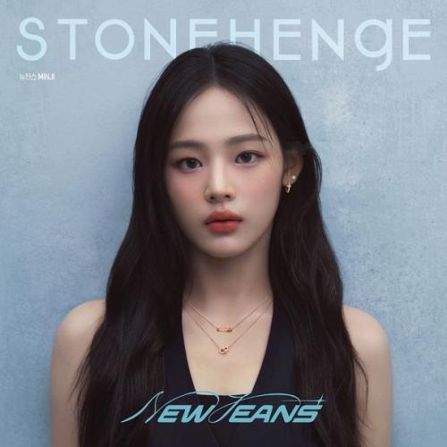 Newjeans поразили нетизенов великолепными фото для осенней коллекции украшений Stonehenge 2023. 04