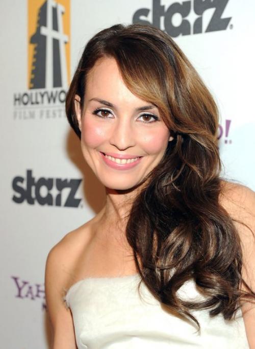 3 ошибки в уходе за волосами, которые делают брюнетки. 01 3 ошибки в уходе за волосами, которые делают брюнетки. 01