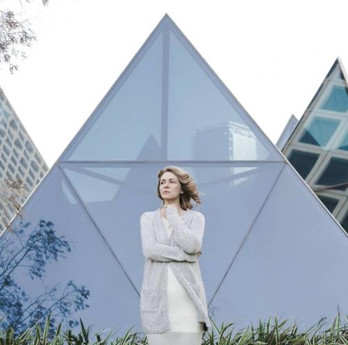 Виктория макарская независимых женщин несчастными и одинокими считает. 01 Виктория макарская независимых женщин несчастными и одинокими считает. 01