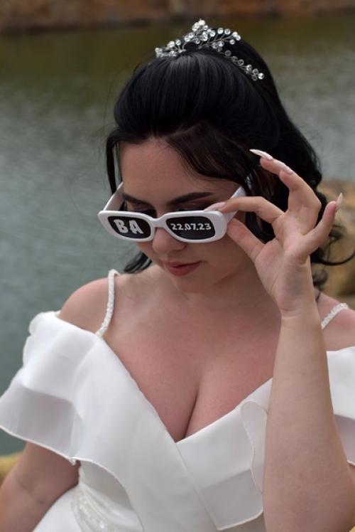 Захотелось показать этот шикарный образ невесты. 03