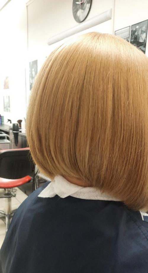 Удлиненное каре.   Первопроходцами в создании элегантных коротких причесок были египтяне, которые сделали каре своей визитной карточкой. 01