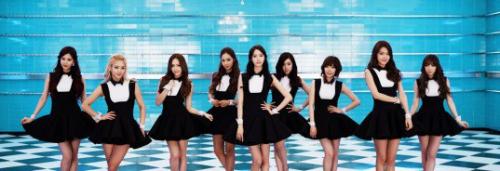 Info/SM. Пользователи сети собрали и обсудили некоторые из лучших нарядов, которые носили женские группы SM Entertainment. 08