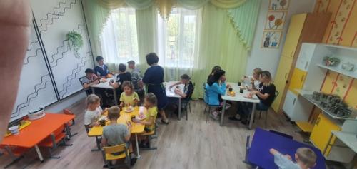 Команда вновь посетила социально - реабилитационный центр для несовершеннолетних Надежда. 01