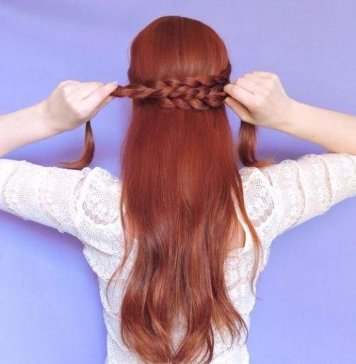 Красивая прическа на длинные волосы. 05