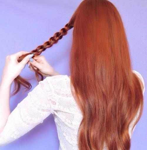 Красивая прическа на длинные волосы. 01