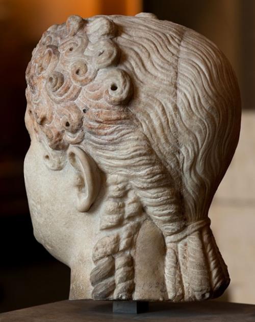 Римляне. Способы стрижки и укладки волос в древнем Риме существенно менялись на протяжении его истории. 01