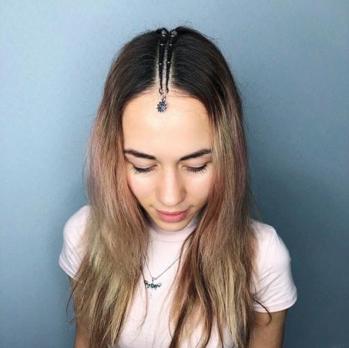 Скоро зима!  Но ещё есть время походить без шапки и выделится из толпы оригинальной прической! 02