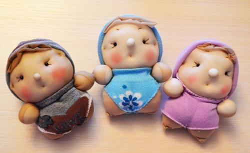 Забавное женское увлечение: игрушки из капроновых носков. 01 Забавное женское увлечение: игрушки из капроновых носков. 01