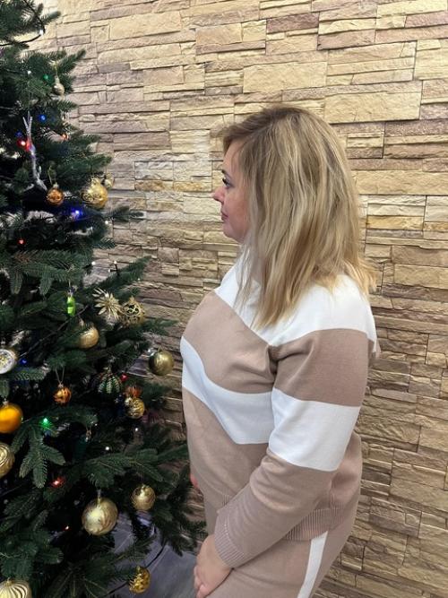 Ульяна первый раз пришла ко мне на прическу около года назад. 02