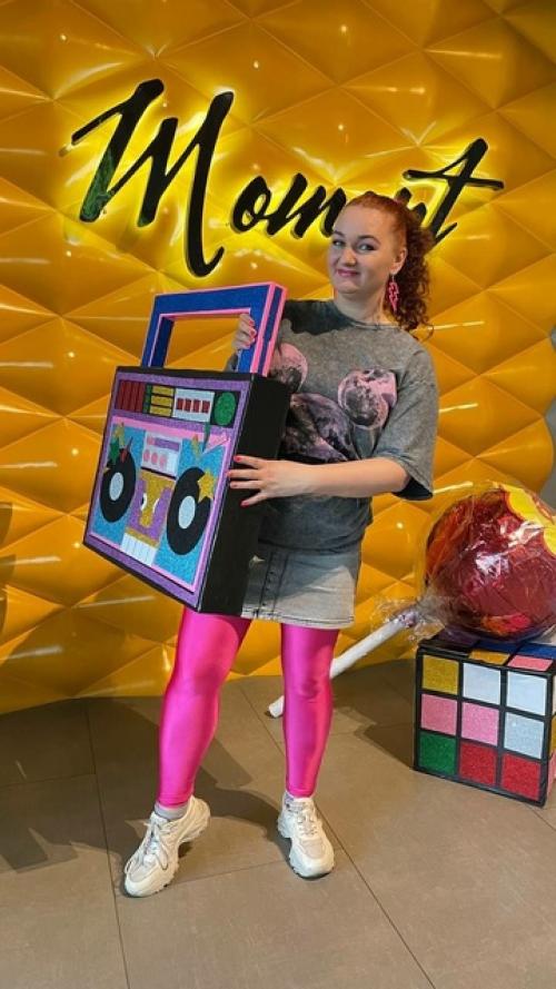 Про меня.  В этом году 25 лет выпуску 2000 года. 01