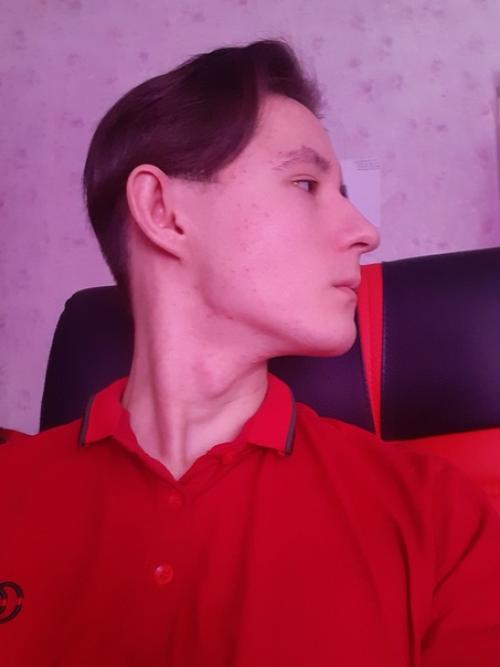 Антон, 21 год. 02 Антон, 21 год. 02