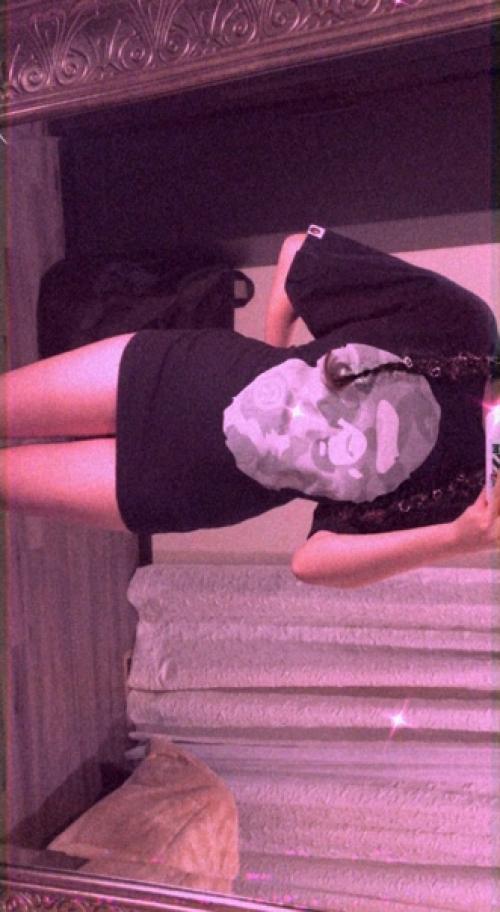 Думаю почему бы не сделать отзыв на два аксессуара для волос здесь заколка и колечки. 04