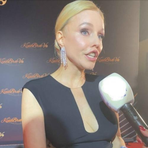 Недавно мы увидели фото Марины зудиной и были поражены изменениями во внешности. 02