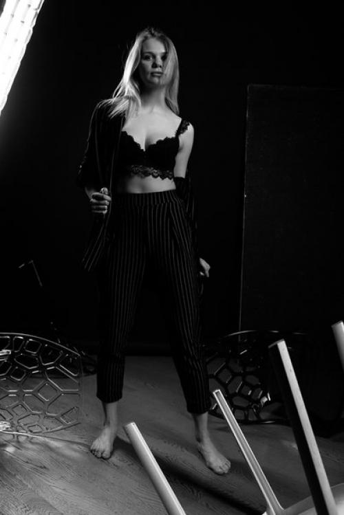 Мужской взгляд на женскую красоту часть 1. 01 Мужской взгляд на женскую красоту часть 1. 01