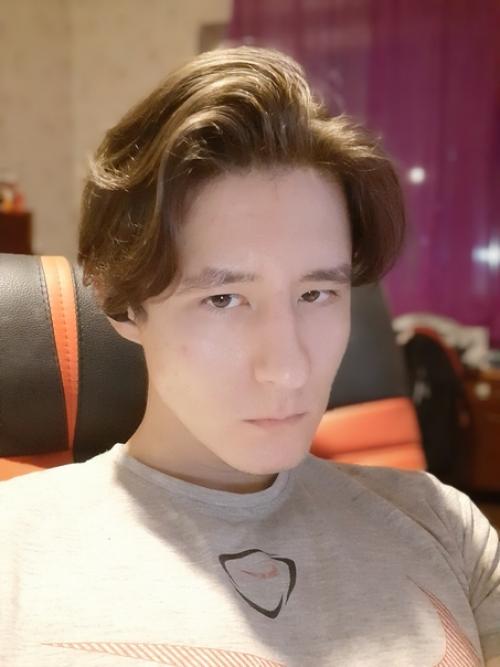 Антон, 21 год. 03 Антон, 21 год. 03