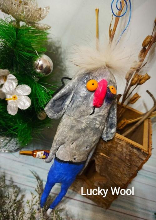 Этого красавца в новых, подаренных на новый год, трикошках и уже с расписным левым глазом в моих любимых цветах уже нет. 02 Этого красавца в новых, подаренных на новый год, трикошках и уже с расписным левым глазом в моих любимых цветах уже нет. 02