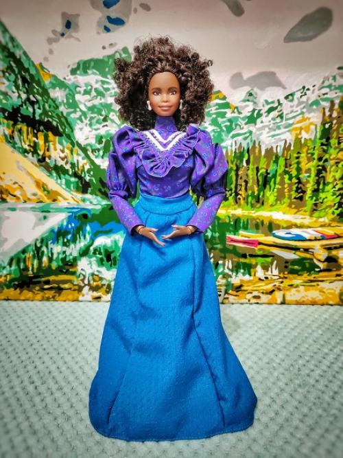 Barbie Signature.  Inspiring Women Series. 02