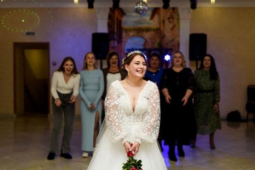 Осенне-зимний период - это время особых атмосферных свадеб. 03