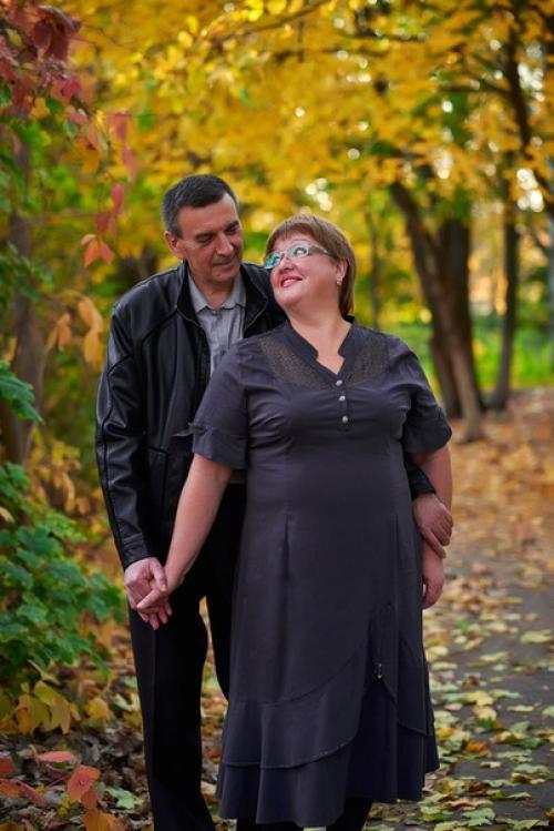 Сколько ж месяцев я пыталась организовать съёмку для своих любимых родителей. 01