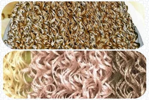 Прическа на основе косичек зи - зи - состоит из огромного множества тонких косичек, очень похожа на классические афрокосы. 03