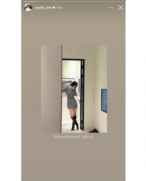 Я так безмерно рада, что йеджи посетила этот модный показ! 06