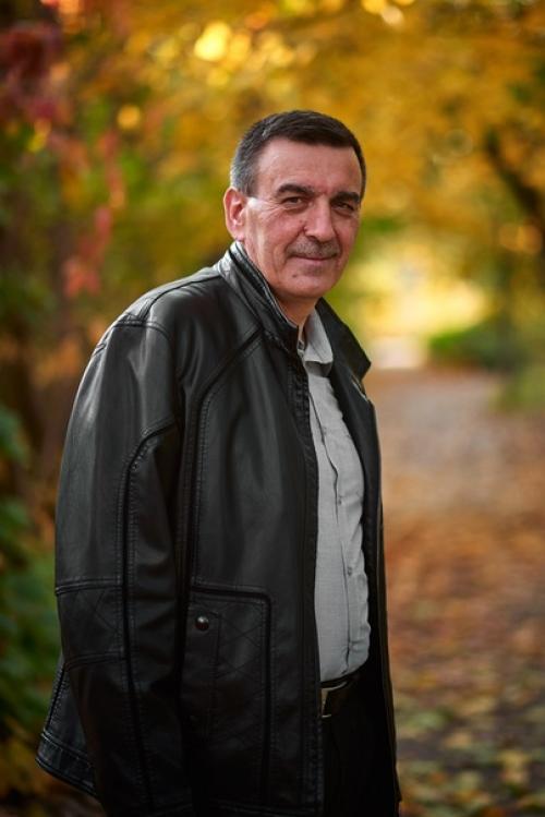 Сколько ж месяцев я пыталась организовать съёмку для своих любимых родителей. 02